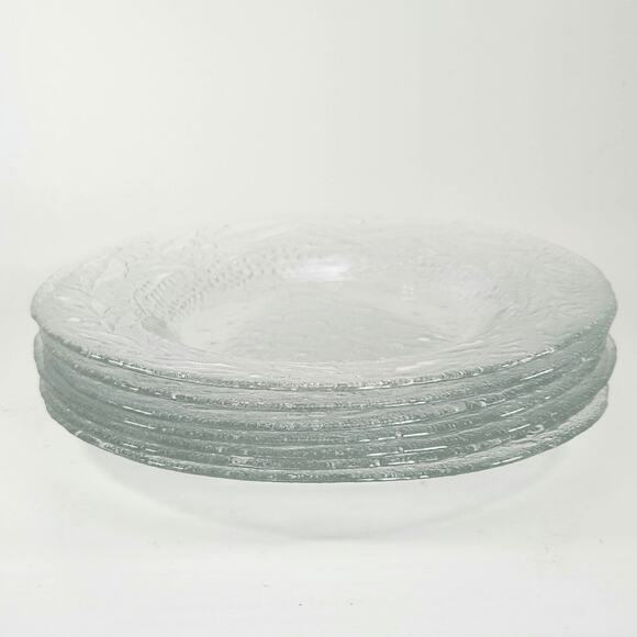 Set of 7 Vintage Arcoroc Holly Tree Tannenbaum Embossed Glass Christmas Plates - Picture 4 of 13